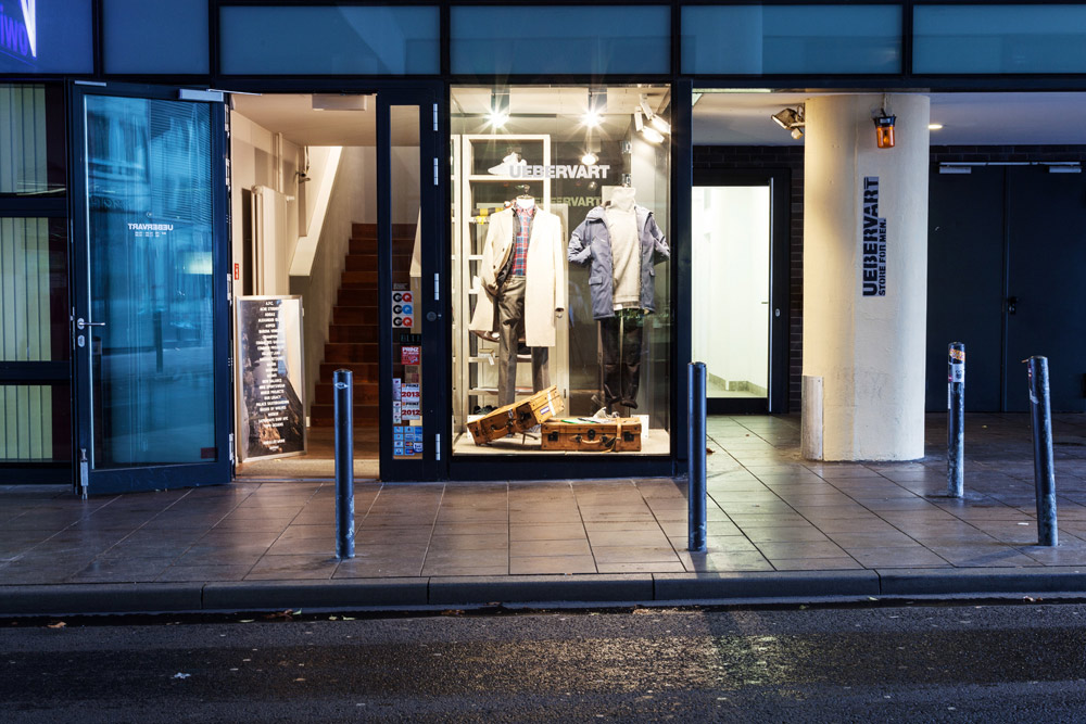 Uebervart-shop-frankfurt02