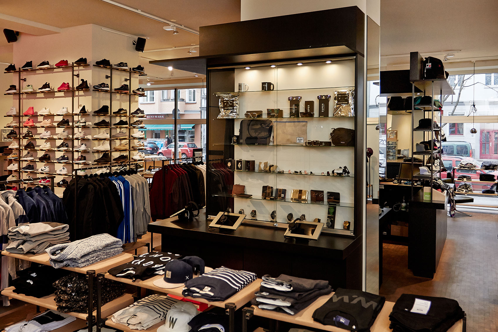 HHV_Store_209