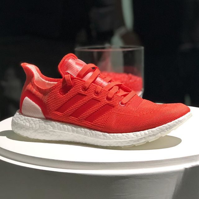 adidas-futurecraft-loop-rot-01