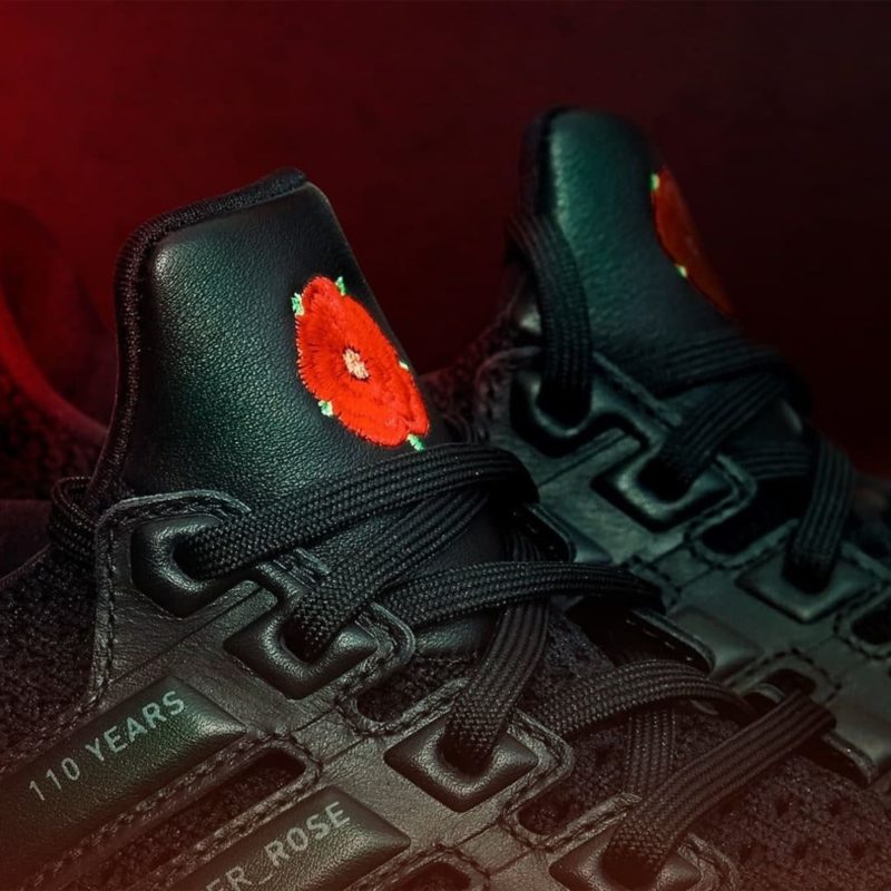 adidas-ultraboost-og-manchester-united-red-rose-EG8088-02