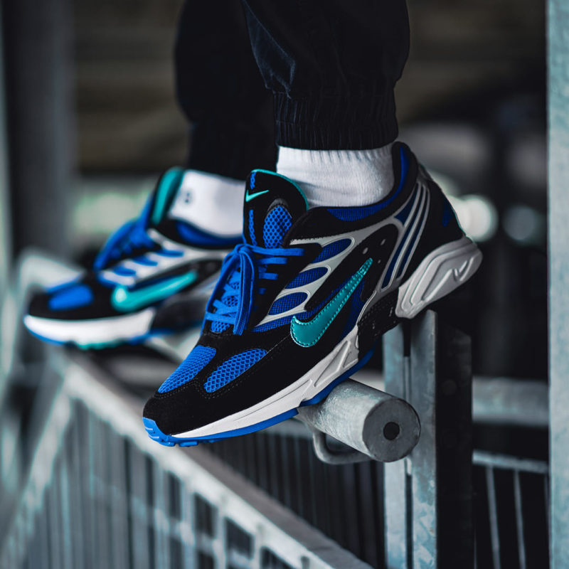 nike-ghost-racer-AT5410-001