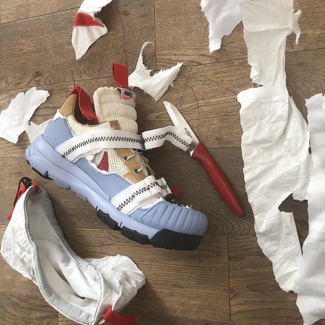 tom-sachs-nike-mars-yard-overshoe-02